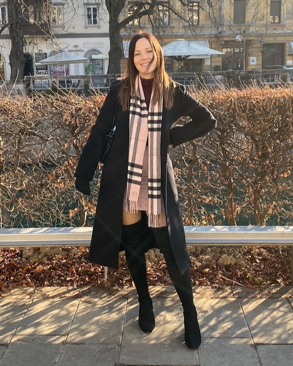 How to look stylish in cold winter? 5 easy tips - Kim Bedene
